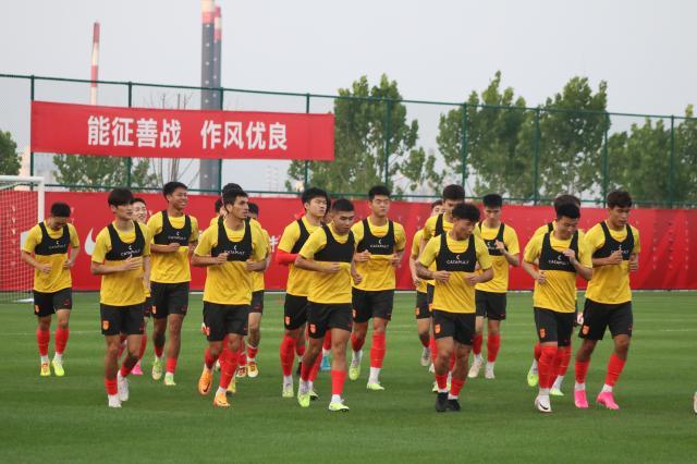 九游体育官网-中阿国奥最后一练心照不宣 策略不同隔空同步神秘